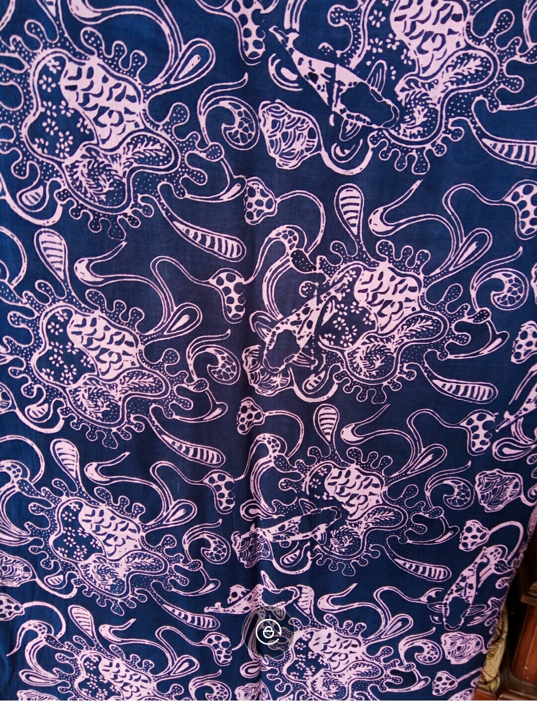 Batik cap motif koi Sekar jagad