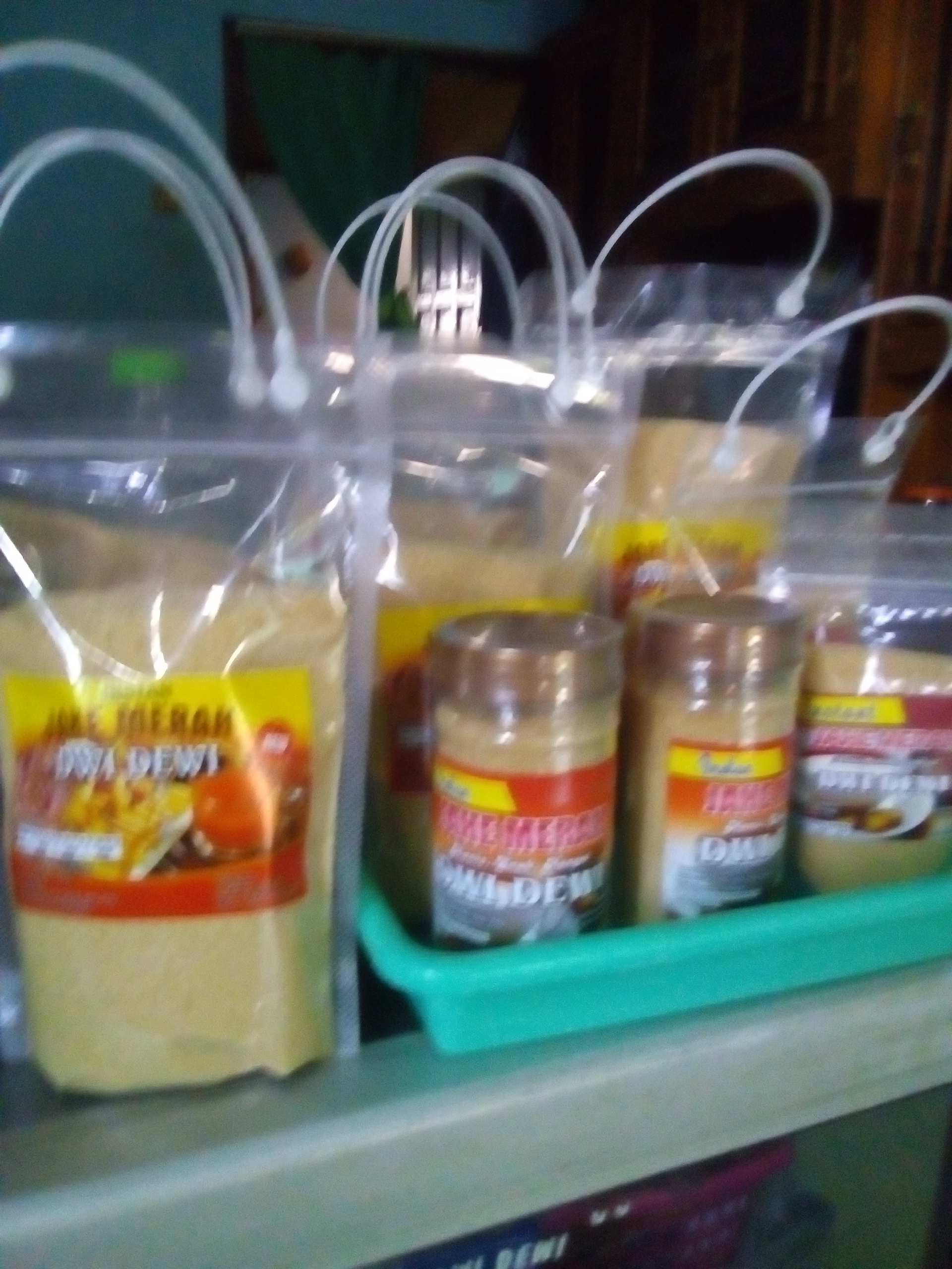 Jahe merah instan " DWI DEWI "